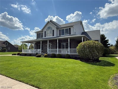 /international/us/734-pga-boulevard-ne-new-philadelphia-oh-110107542921/