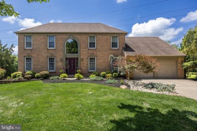 /international/us/13-periwinkle-drive-mount-laurel-nj-110100871566/