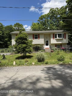 /international/us/2127-faratol-road-east-stroudsburg-pa-110108582181/