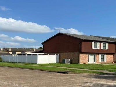 /international/us/405-georgetown-st-beaumont-tx-110107573019/