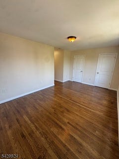 /international/us/83-broadway-elizabeth-city-nj-110107822272/