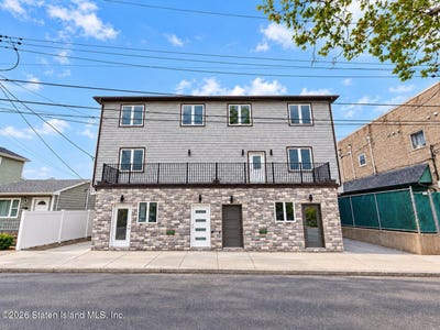 /international/us/295-colony-avenue-staten-island-ny-110110363659/