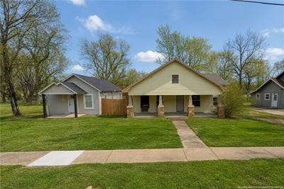 /international/us/302-304-n-main-avenue-lincoln-ar-110109516999/