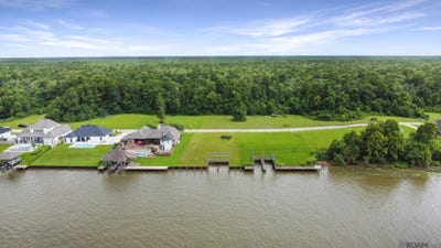 /international/us/11512-river-highlands-drive-st-amant-la-110100678450/