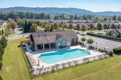 /international/us/1428-sedgefield-drive-ooltewah-tn-110099830847/