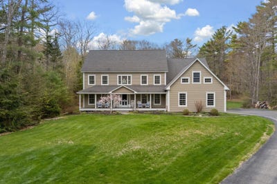 /international/us/40-primrose-lane-freeport-me-110107997871/
