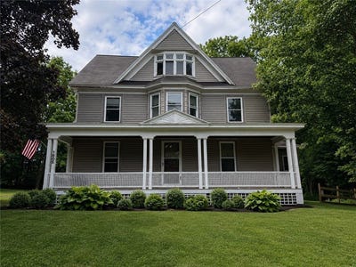 /international/us/1605-lehigh-station-road-henrietta-ny-110109069706/