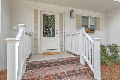 /international/us/958-myrtle-court-mount-pleasant-sc-110107993076/