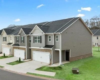 /international/us/103-hampton-circle-mcdonough-ga-110105502698/
