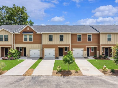 /international/us/8318-childs-cove-north-charleston-sc-110101153941/?lang=en