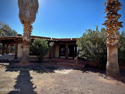 /international/us/1095-little-road-anthony-nm-110104787826/
