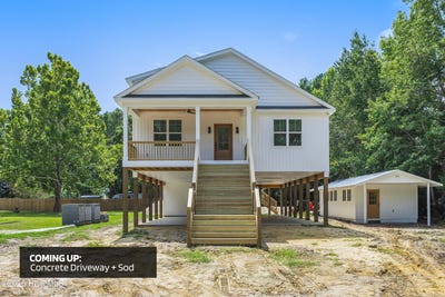 /international/us/203-sand-dollar-lane-hampstead-nc-110119948819/