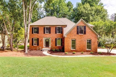 /international/us/5670-the-twelfth-fairway-suwanee-ga-110100979379/?lang=en