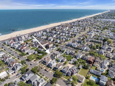 /international/us/1103-a-street-belmar-nj-110100357077/