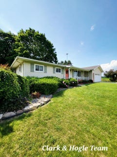 /international/us/4156-s-grange-road-westphalia-mi-110100720513/