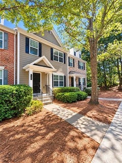 /international/us/724-breeze-lane-woodstock-ga-110120088672/