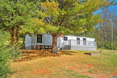 /international/us/394-colleen-rd-arrington-va-110120766580/