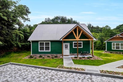 /international/us/1014-pinyon-circle-pigeon-forge-tn-110100897113/?lang=en