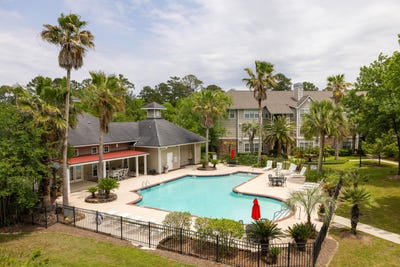 /international/us/188-midland-parkway-summerville-sc-110099452574/