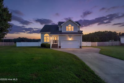 /international/us/104-whitetail-court-south-mills-nc-110110253945/