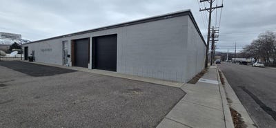 /international/us/169-warren-b-pocatello-id-110105041075/