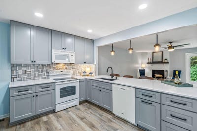 /international/us/2379-parkview-drive-grove-city-oh-110101332804/