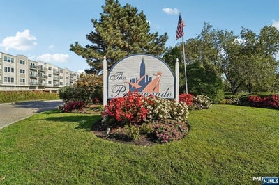/international/us/129-the-promenade-edgewater-nj-110104821774/