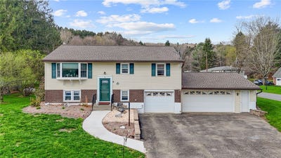 /international/us/4-preston-drive-glen-aubrey-ny-110108076812/