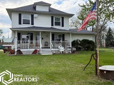 /international/us/2781-kentucky-avenue-humboldt-ia-110107747341/