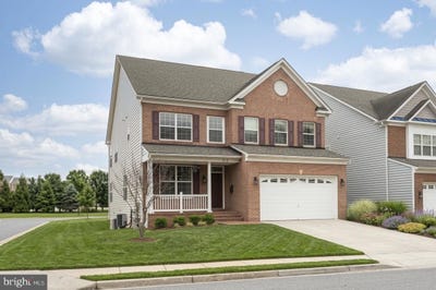 /international/us/215-n-van-buren-street-rockville-md-110119966834/