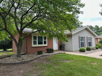 /international/us/925-s-west-court-appleton-wi-110101140572/