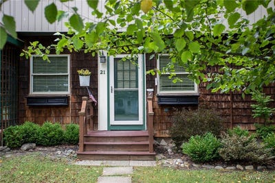 /international/us/21-evergreen-drive-ellicottville-ny-110101359164/