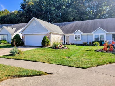 /international/us/11521-coastal-drive-indianapolis-in-110102576675/