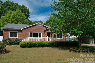 /international/us/204-clinton-avenue-clover-sc-110107713405/