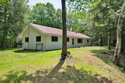 /international/us/19814-thousand-island-lake-rd-watersmeet-mi-110100344603/