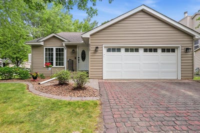 /international/us/6512-gray-fox-curve-chanhassen-mn-110119562843/