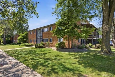 /international/us/4715-coolidge-highway-royal-oak-mi-110108737086/