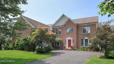 /international/us/18-sage-street-holmdel-nj-110100705818/