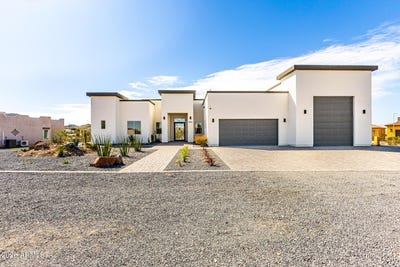/international/us/8296-s-132nd-avenue-goodyear-az-110106273933/