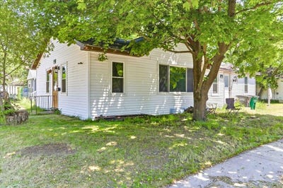 /international/us/1010-washington-street-wisconsin-rapids-wi-110108584167/