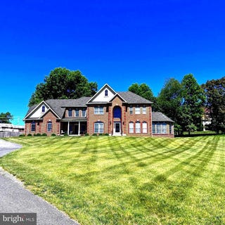 /international/us/25106-highland-manor-court-laytonsville-md-110109413862/