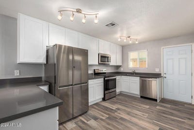 /international/us/3-n-naco-way-chandler-az-110108164378/