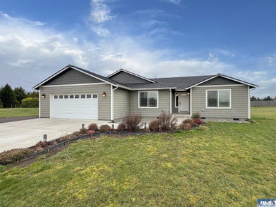 /international/us/196-marsh-hawk-lane-port-angeles-wa-110109216743/