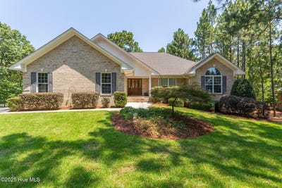 /international/us/113-dubose-drive-west-end-nc-110100379420/