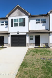 /international/us/3541-maggie-lynn-way-knoxville-tn-110107911102/