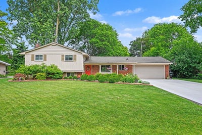 /international/us/32450-chesterbrook-street-farmington-hills-mi-110109213247/