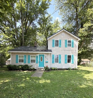 /international/us/112-alexander-street-bangor-mi-110106848782/