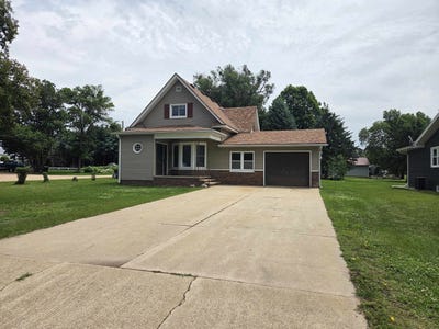 /international/us/511-n-4th-st-plainview-ne-110108538879/