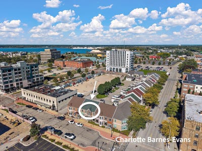 /international/us/932-2nd-street-muskegon-mi-110120082923/