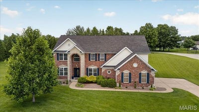 /international/us/371-galahad-court-weldon-spring-mo-110108199068/